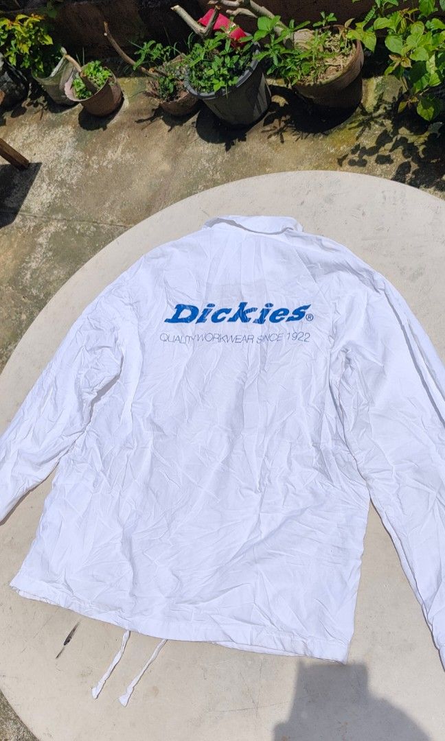 Dickies Jacket Workwear Asnew condition (Category: Coats, Jackets and Outerwear) located in Villasis. Submitted by znivvthrift (Listing ID 1461599812, Image 3). Description: Brandnew Dickies Crispy na crispy Size Large color rate 1000/10.