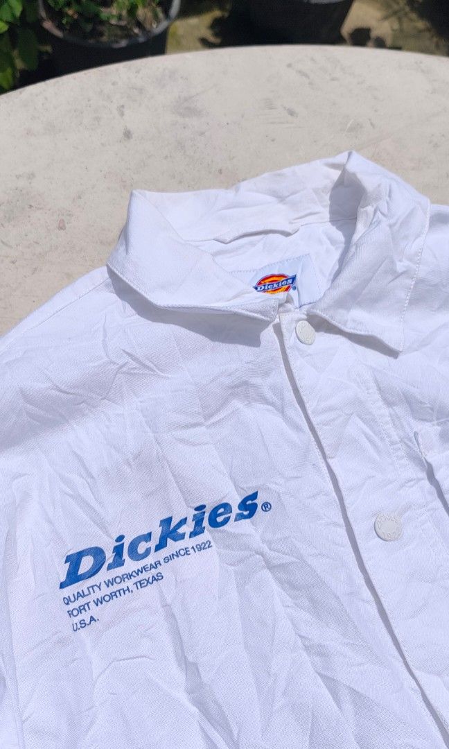 Dickies Jacket Workwear Asnew condition (Category: Coats, Jackets and Outerwear) located in Villasis. Submitted by znivvthrift (Listing ID 1461599812, Image 1). Description: Brandnew Dickies Crispy na crispy Size Large color rate 1000/10.