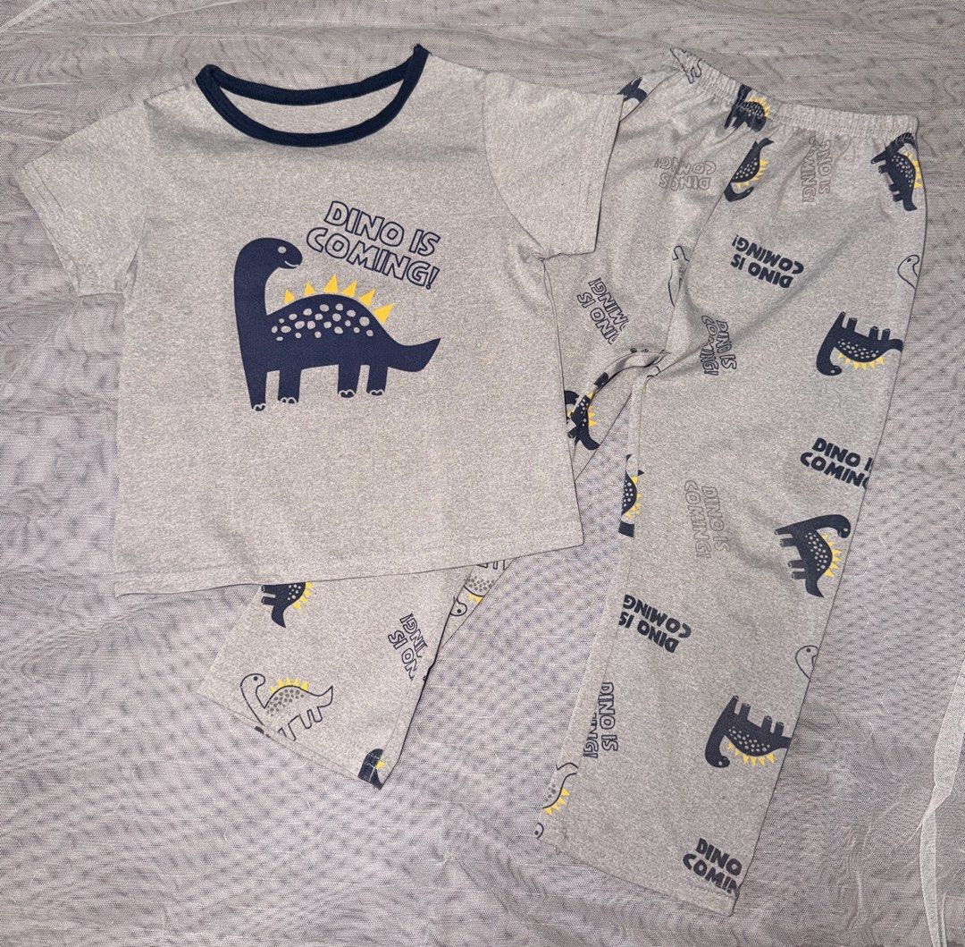 Dino Sleepwear (Category: Babies & Kids Fashion) located in Caloocan City. Submitted by mrynn_declutter (Listing ID 1461629918, Image 1). Description: Fits 2-4 years old Shein.