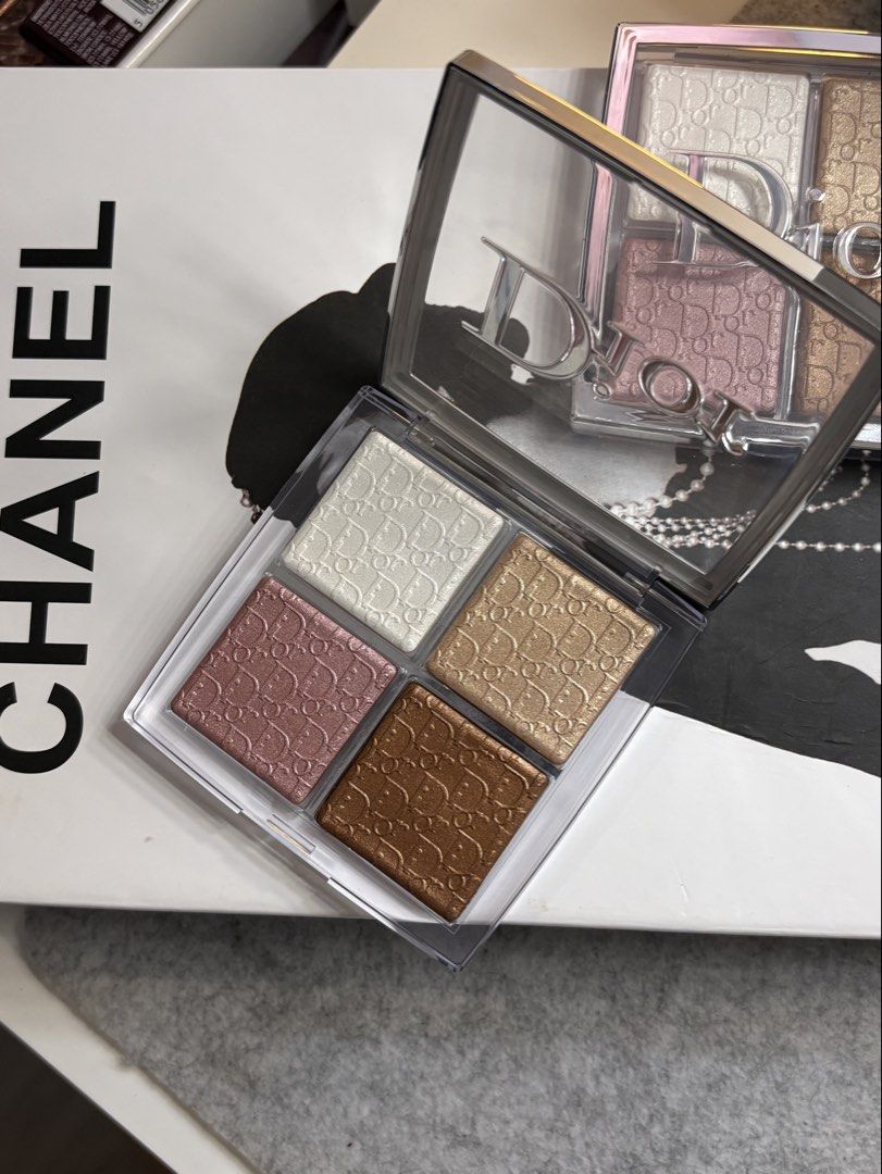 Dior backstage glow palette (Category: Makeup) located in Manila. Submitted by hnnhsrmnt (Listing ID 1455043740, Image 2). Description: Bnew— selling as is. Shade: 001 universal *Old formula* +150 for paper bag With slight issue.