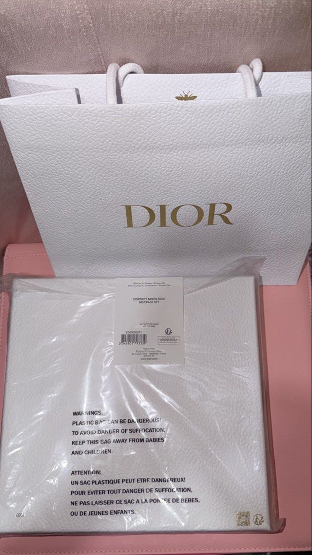 Dior Beverage Set GIFTS WITH PURCHASE (Category: Luxury Accessories) located in Manila. Submitted by beeboodee (Listing ID 1461622129, Image 2). Description: - Authentic Dior Beverage Set - 'Gifts With Purchase' exclusive item - Comes sealed in original packaging - Includes box and paper bag - Last pic NOT MINE BUT FOR REFERENCE.