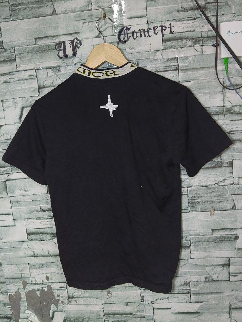 Dior t-shirt (Category: Shirts) located in Davao. Submitted by apconcept22 (Listing ID 1461701976, Image 2). Description: medium.