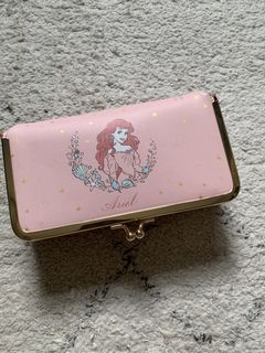 (Category: ) located in . Submitted by iloveyou_preloved (Listing ID 1461620928, Image 1). Description: .