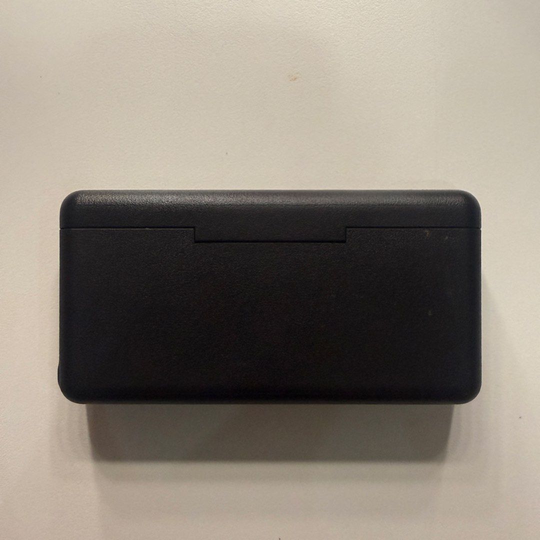DJI Osmo Multifunctional Battery Case 3 (Category: Batteries & Chargers) located in Pateros City. Submitted by sachiereyes (Listing ID 1461756298, Image 2). Description: Stores 3 batteries and 2 microSD cards. Intelligently fast charges three batteries, and can be used together with batteries as a power bank. Does not come with batteries. Case only..