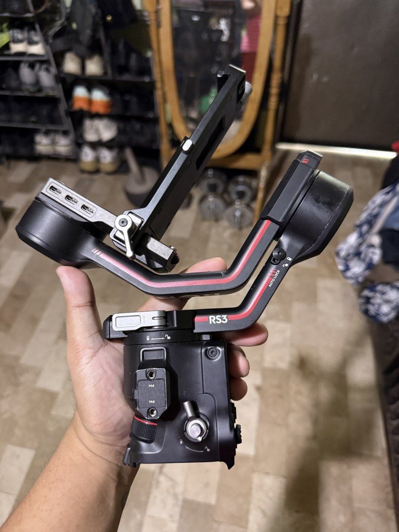 DJI RS 3 Gimbal Stabilizer with Accessories (Category: Gimbals & Stabilizers ) located in Marikina City. Submitted by emmanasamy (Listing ID 1461596542, Image 2). Description: - DJI RS 3 Gimbal for sale - Includes: Handle, Tripod, Quick-Release Plates - Achieve incredibly smooth video footage - Convenient Auto-Lock feature - Compatible with various camera setups - Feel free to ask any questions!.