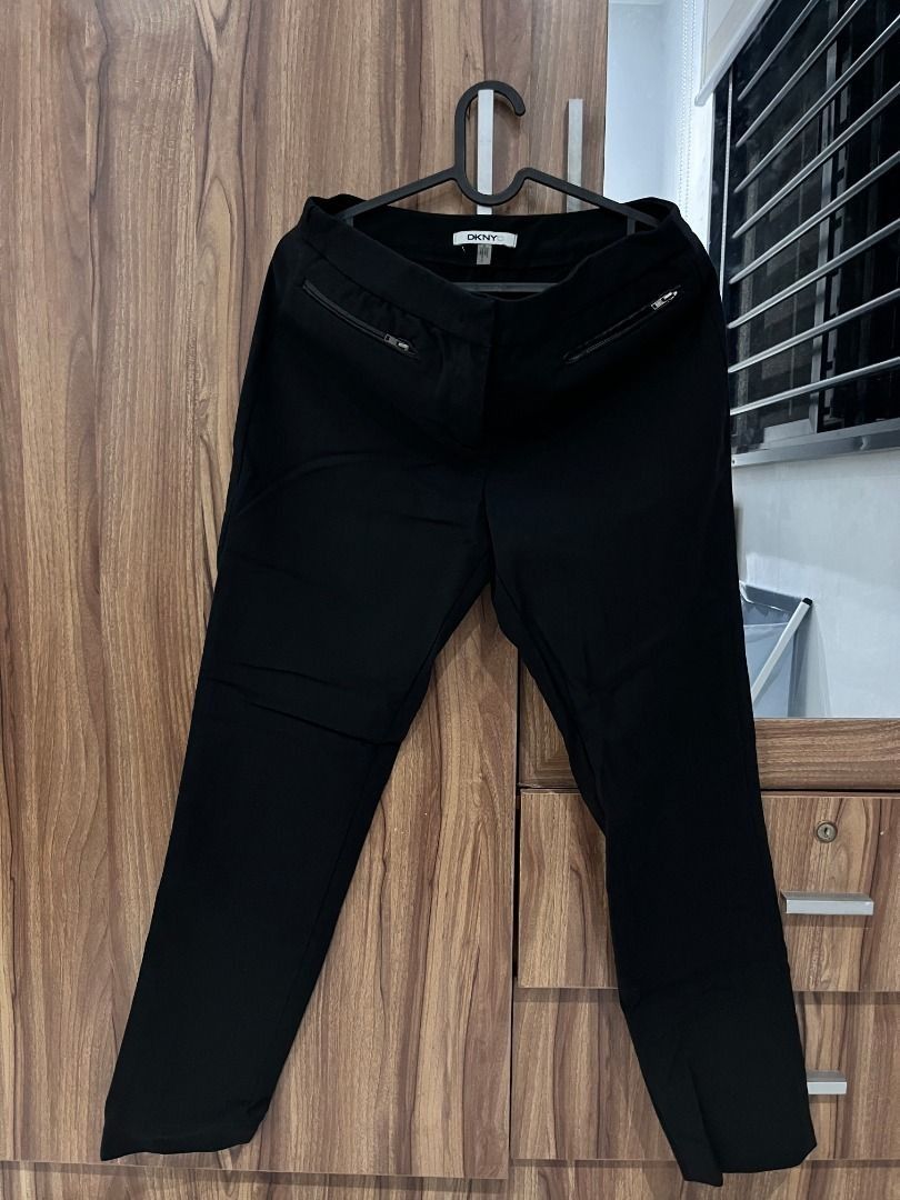DKNYC Black Pants with Zipper Detail (Category: Jeans) located in Calamba. Submitted by declutterrrrph (Listing ID 1461650934, Image 2). Description: Slightly Nego Condition: 8/10 Slim-fit black trousers Size: 28-29 (36 inches - length) Note: Front pockets are horizontal Meetup Calamba Area or ship thru lbc/j&t 09153754810.