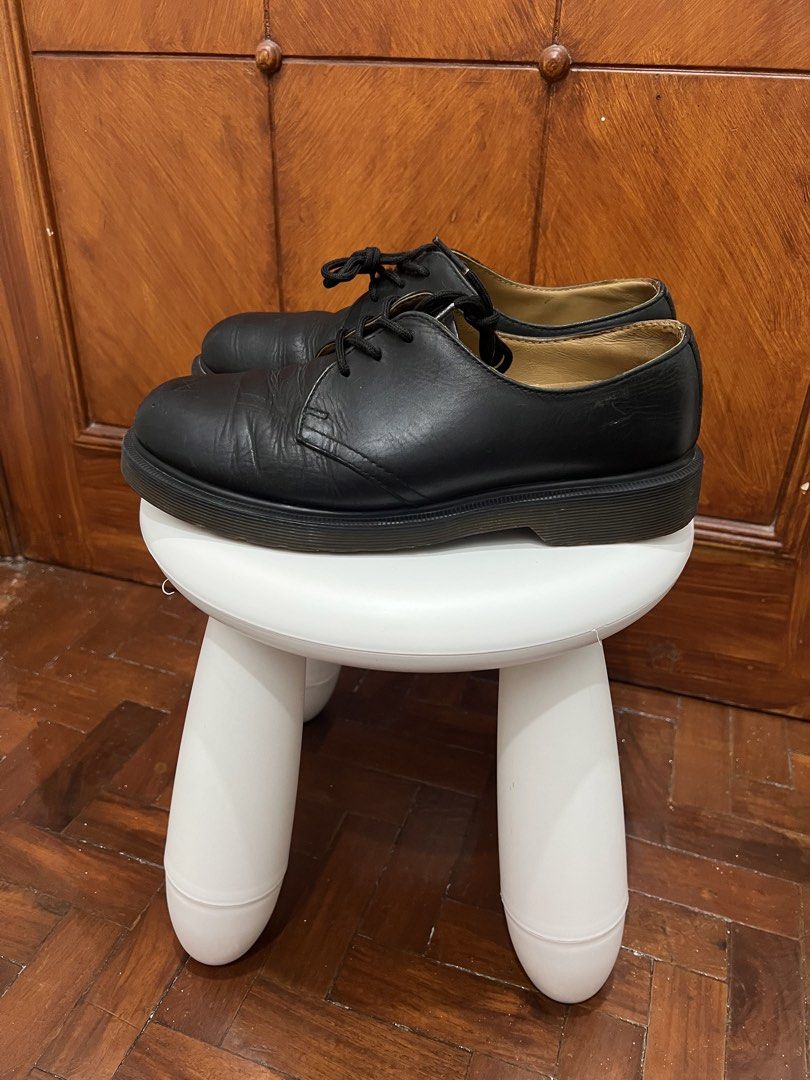 Doc Martens 1461 PW Derby (Category: Dress Shoes) located in Pasay City. Submitted by Noahmch24 (Listing ID 1461651138, Image 2). Description: Size: 7 US mens (fits 8 US mens) Condition: 7.5/10 minor heel drags, minors scuffs, and some creasing. still has a lot of life to it! .