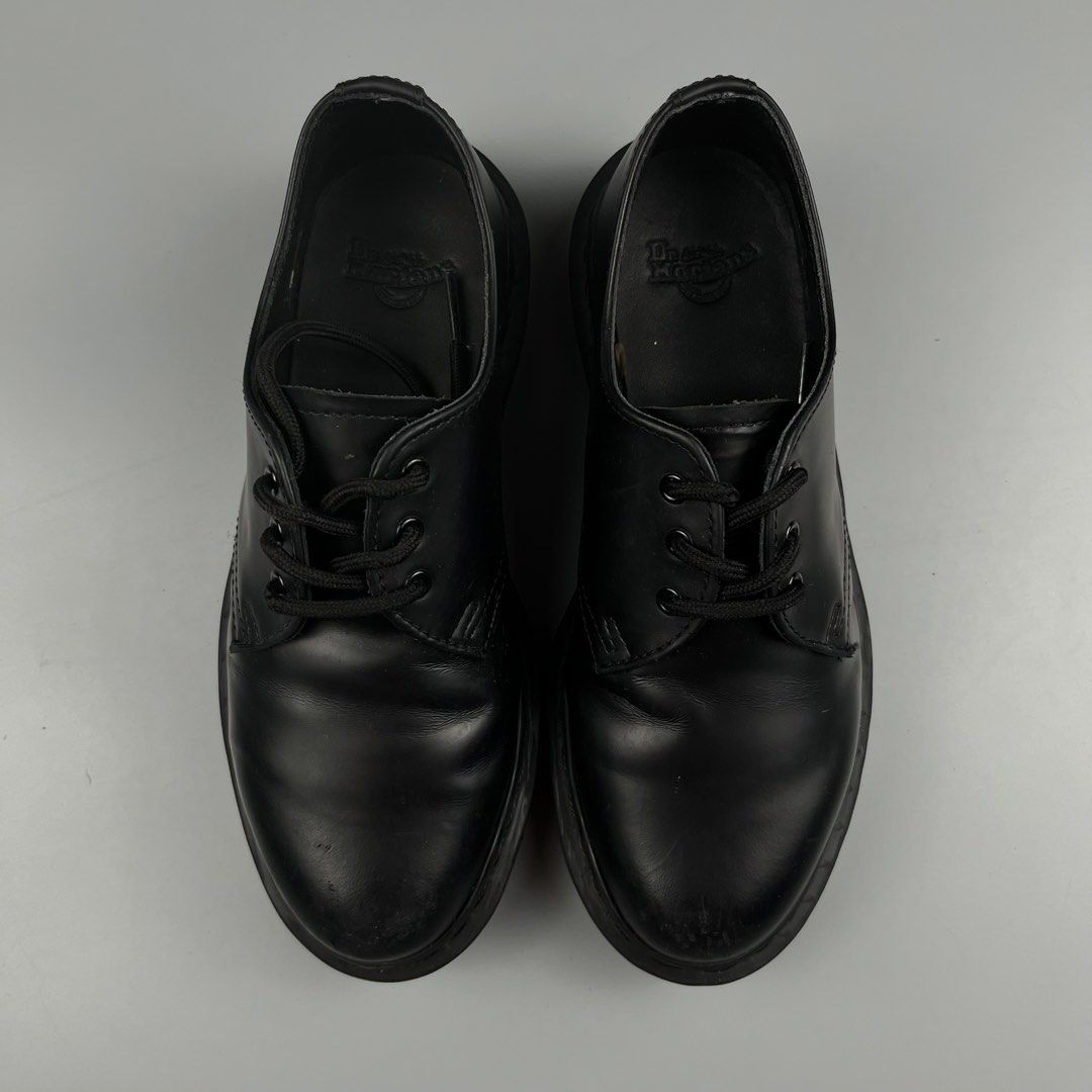 Dr. Martens 1461 Mono (Category: Activewear) located in Los Banos. Submitted by 4030.archives. (Listing ID 1461750421, Image 3). Description: Dr. Martens 1461 Mono 2000 Pesos 4UK | 5US | 37 EU Excellent condition Sign of usage Pair itself.