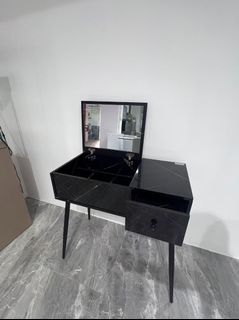 (Category: ) located in . Submitted by ifurniture (Listing ID 1461591321, Image 1). Description: .