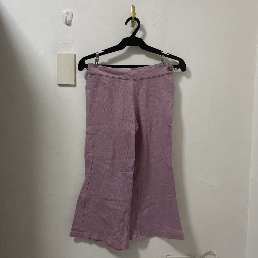Ducks Unlimited Light Violet Pants (Category: Other Bottoms) located in Manila. Submitted by booksandstuffmnl (Listing ID 1461750111, Image 1). Description: ♡ all items are preloved, please manage your expectations ♡ description: - flaw: loose threads (tastas) - price is negotiable! sizing details - waist width: 25 in - overall length: 27 in note: - all items are preloved and/or thrifted, please manage your expectations - less ₱50 for all purchas