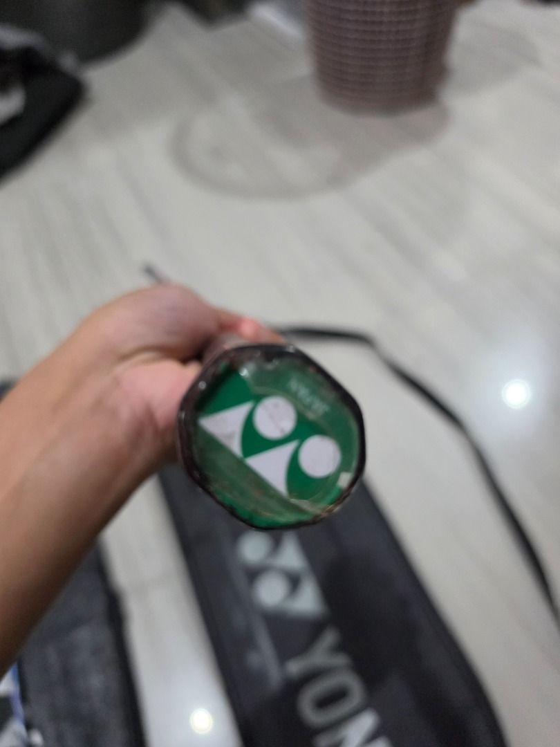 Duora 9 rare authentic (Category: Sports & Fitness Nutrition) located in Quezon City. Submitted by jexson.nb (Listing ID 1461669565, Image 3). Description: No scratches and dents SP coded With bag.. sunrise sticker and seal still intact RFS: cant play for now due to medical condition mastock lng ang raketa.