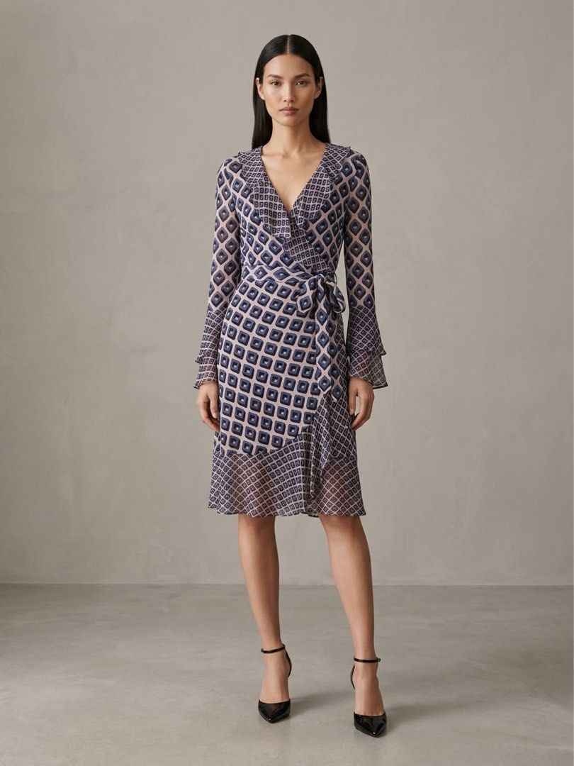 DVF MULTI PRINT RUFFLE DETAIL WRAP DRESS (Category: Dresses) located in Pasig City. Submitted by vetementsdemanila (Listing ID 1461730102, Image 1). Description: DVF MULTI PRINT RUFFLE DETAIL WRAP DRESS New with tags Size: 2 Silk jersey Bust: 34 inches Waist: 28 inches Length: 42 inches P1900 PLUS SHIPPING.