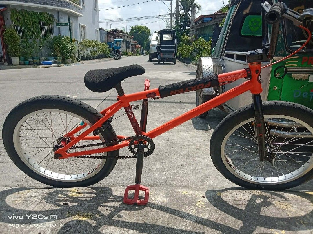 Eastern Bike BMX size 20' (Category: Bicycles) located in Cavite. Submitted by haggy0666 (Listing ID 1461684345, Image 2). Description: - Red pedals - Perfect for tricks and street riding - Ready to ride - Shows normal signs of use (minor scuffs) - Sold as is.