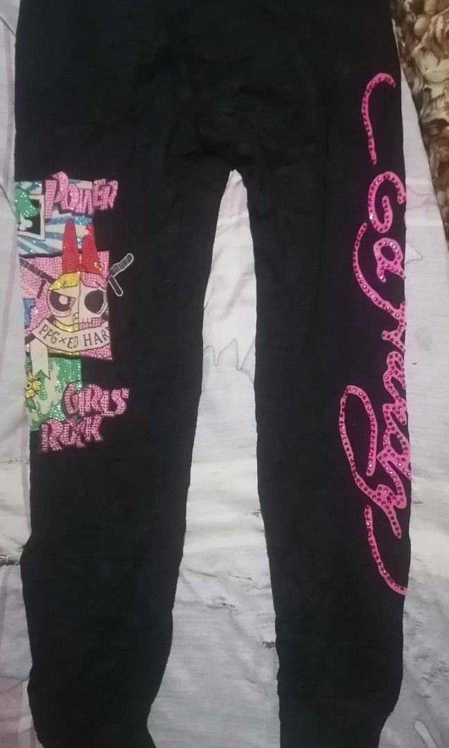 Ed Hardy (Category: Jeans) located in San Carlos City. Submitted by apyogone (Listing ID 1461624215, Image 2). Description: Ed Hardy Excellent condition No issue Color rate 9.9 Sweet jagger pants.