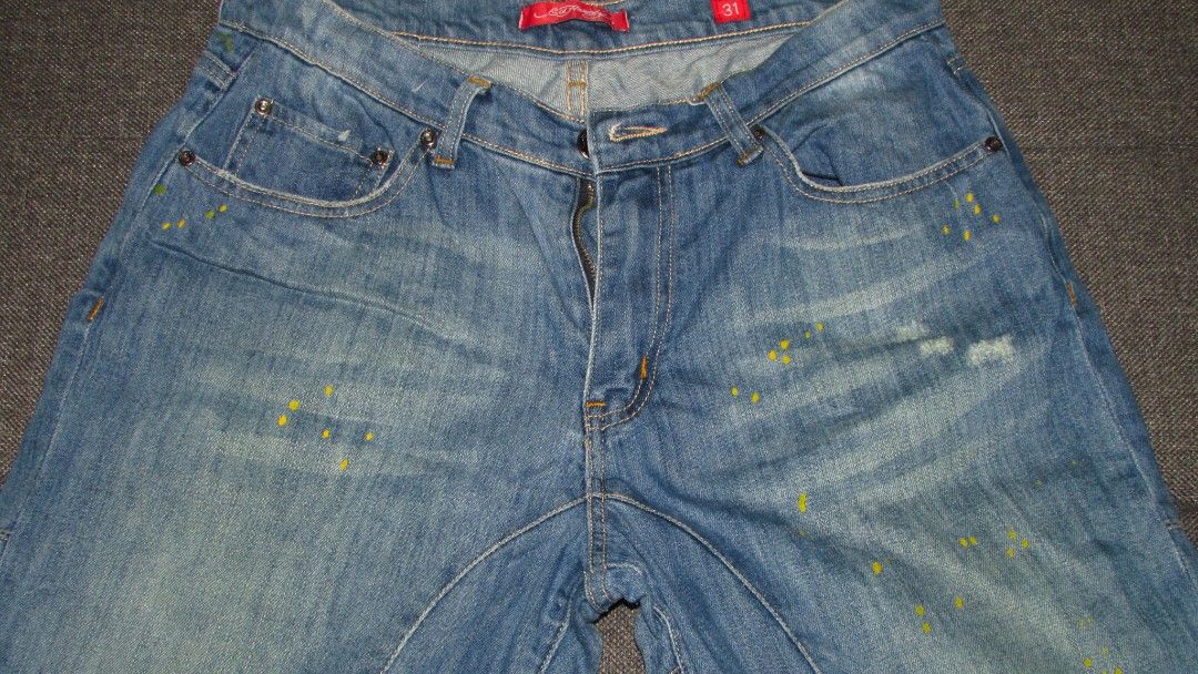 Ed Hardy jorts (Category: Shorts) located in Santa Rosa. Submitted by baconwnuggets (Listing ID 1461759765, Image 3). Description: 100% authentic, store bought. accepting offers.