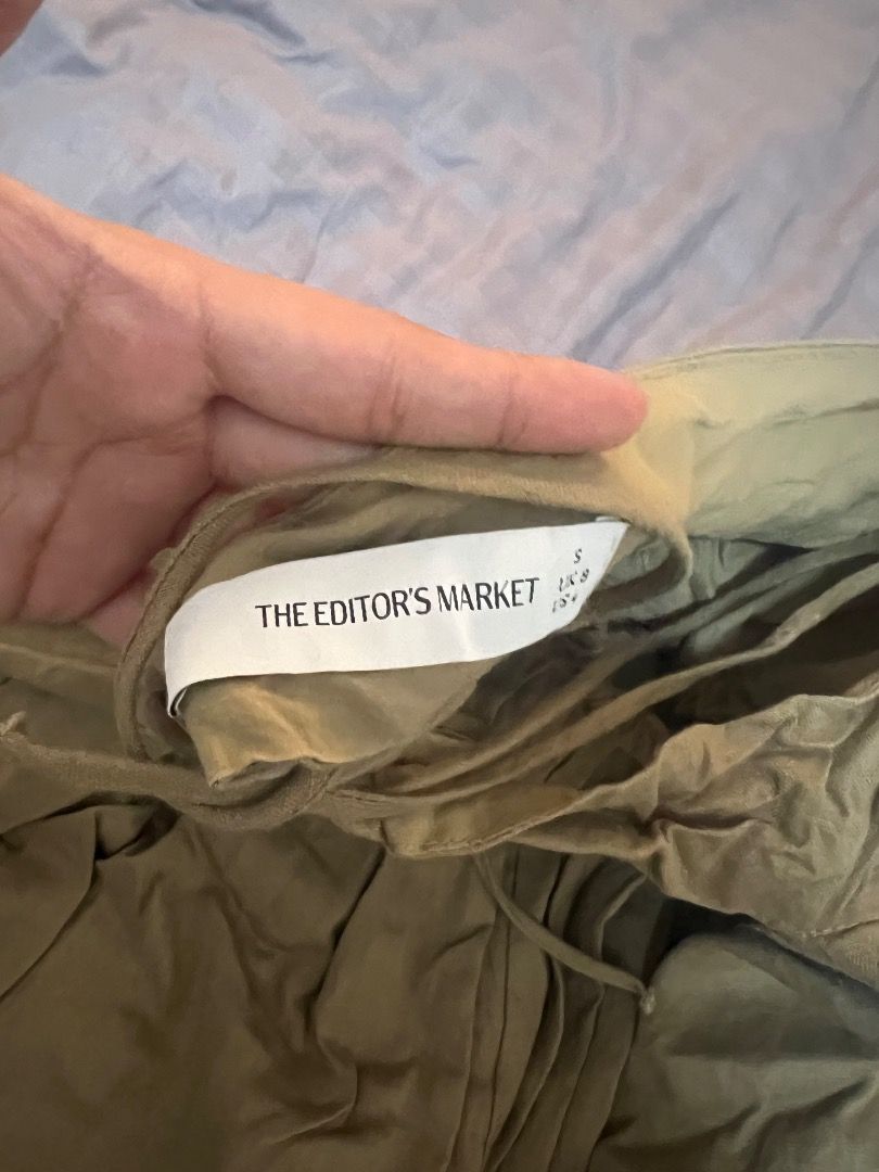 Editor’s Market Dress (Category: Dresses) located in Quezon City. Submitted by warmcloud_1b529c (Listing ID 1461662206, Image 3). Description: .