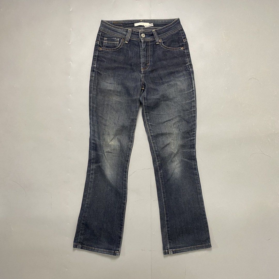 Edwin 👖| Dark Blue Fitted Jeans (Category: Jeans) located in Bulacan. Submitted by orc.ph (Listing ID 1461637754, Image 1). Description: Edwin 👖| Dark Blue Fitted Jeans Material Used: Cotton - Dark Blue - Belt Loop Attached - Multi Pockets - Zipper and Button Closure - Fitted - Straight Cut Jeans - Casual - Semi Formal - Formal - Streetwear -Size: M -Waistline: 25" -Length: 37" -Thighs: 10" -Leg Opening: 7.5" -Rise: 9.5" Model: ‘’5’0, 38kg, Wai