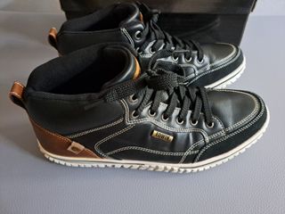 （分類：）位於 。 由 happygolucky1997 提交（商品編號 1461774993，圖片 1）。簡介： 。