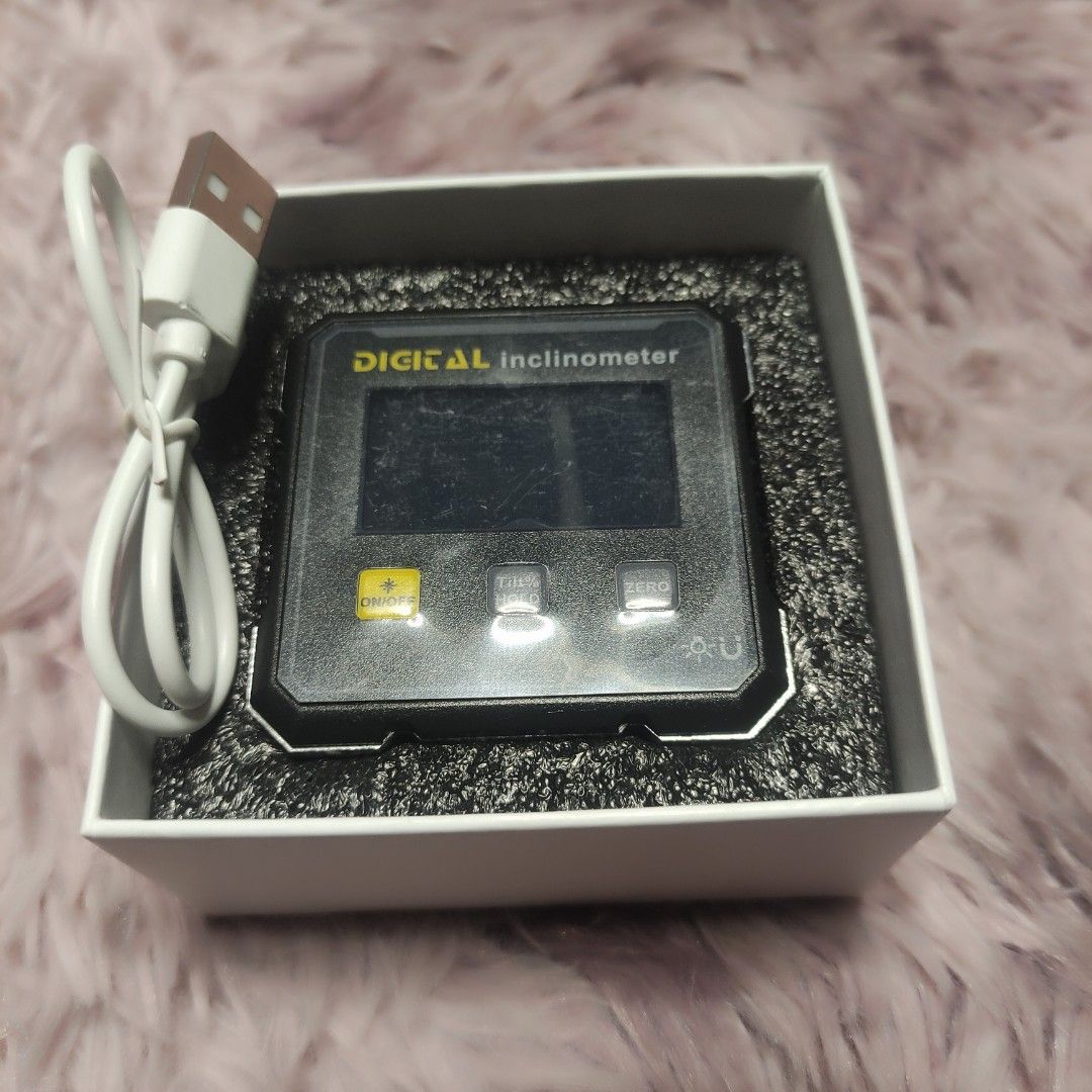 Electronic Digital Dip Meter With Magnetic Base (Category: Construction Tools & Equipment) located in Quezon City. Submitted by findyourtreasure10 (Listing ID 1461747019, Image 2). Description: 📌 **Please read before Purchasing** - good condition - Digital Display: Shows precise angle measurements on a bright green LCD screen. - Laser Guide: Projects a visible laser line to help with alignment and leveling tasks. - Magnetic Base: Snaps securely 
