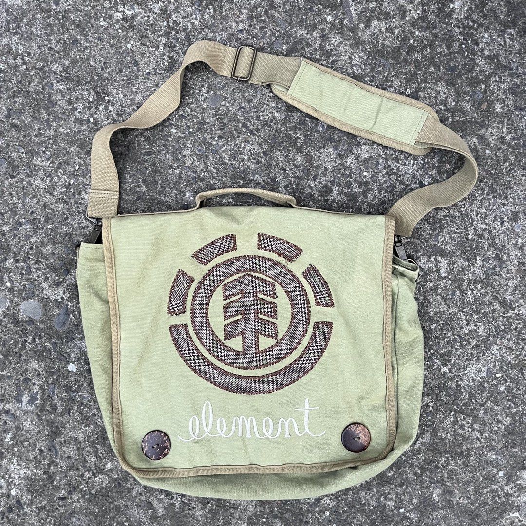 Element Messenger Bag (Category: Sling Bags) located in Nagcarlan. Submitted by swiftgem-d189 (Listing ID 1461594609, Image 1). Description: Pm for more details!.
