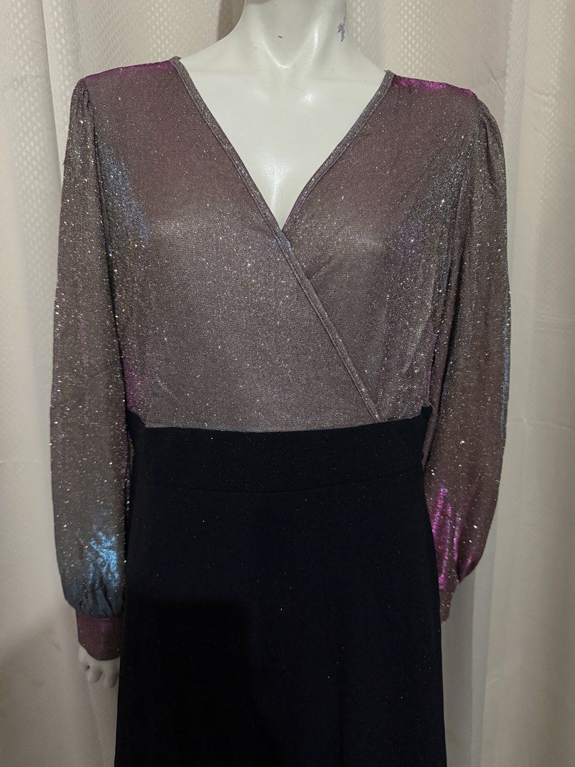 EMERY ROSE Glittery Dress (Category: Dresses) located in Las Pinas. Submitted by sellerkjb (Listing ID 1461786472, Image 3). Description: BRAND NEW 1XL PLUS SIZE PERFECT FOR EVENTS: Starry night, Hollywood Glam, Glitters.
