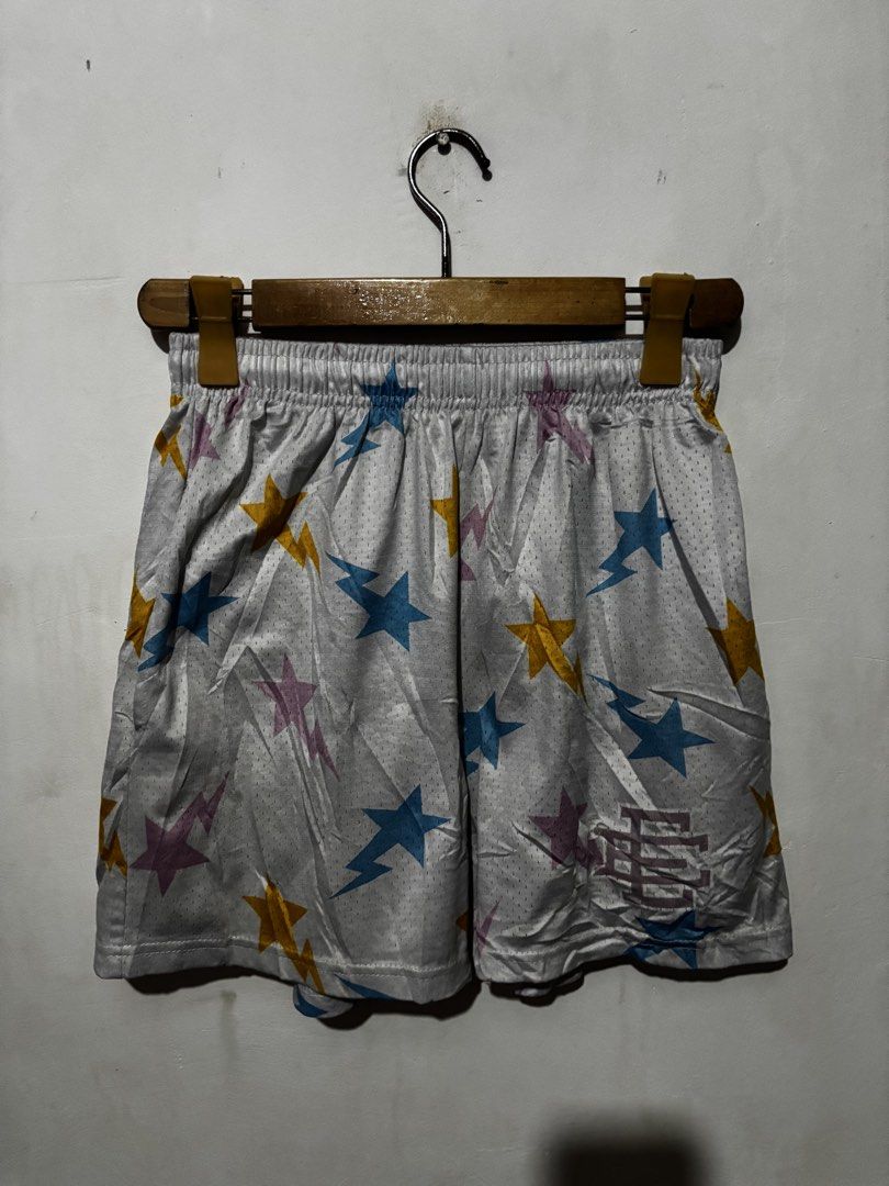 Eric Emmanuel x Bape Basic Short (Category: Shorts) located in Subic. Submitted by thriftpoison (Listing ID 1461568836, Image 1). Description: Eric Emmanuel x Bape Basic Short medium waist 30-34 lenght 15 above the knee .