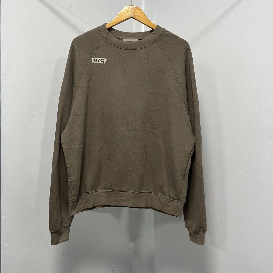 Essentials FOG (Category: Coats, Jackets and Outerwear) located in Manila. Submitted by alexanderm59285 (Listing ID 1461749306, Image 1). Description: .