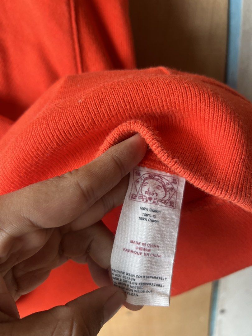 EVISU CREWNECK RARE (Category: Coats, Jackets and Outerwear) located in Cebu City. Submitted by generics_dept (Listing ID 1461594191, Image 3). Description: 22x27 Good condition Flawless Needs wash only.