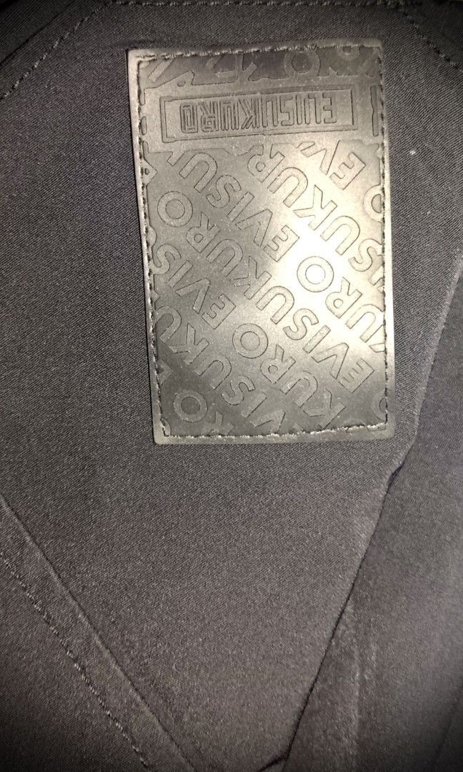 EVISUKURO Windbreaker Tactical Cargo Pants (Category: Jeans) located in Manila. Submitted by liliaplay (Listing ID 1461796773, Image 3). Description: Authentic! Pre-loved Imported 6 pockets water resistant semi lightweight and thick engraved brand on buttons Patch brand Leather TAT C3 zipper Casual wear too Unisex size: 32 hem/rise: 13 length: 38 leghole: 7.5 Issue you can see in the 5th pic the spell out design, other than that No Issue! Lowered
