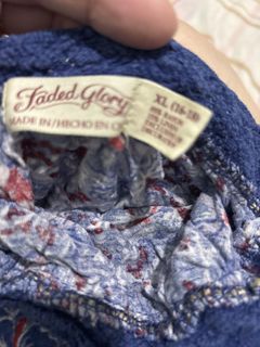 (Category: ) located in . Submitted by vintageaccessories (Listing ID 1461694665, Image 1). Description: .