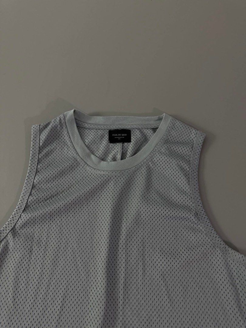 FEAR OF GOD (Category: Activewear) located in Guagua. Submitted by sweetboyy (Listing ID 1461580611, Image 2). Description: FEAR OF GOD EXCELLENT CONDITION / NO ISSUE SIZE MEDIUM ON TAG / DIMES L28 W21.