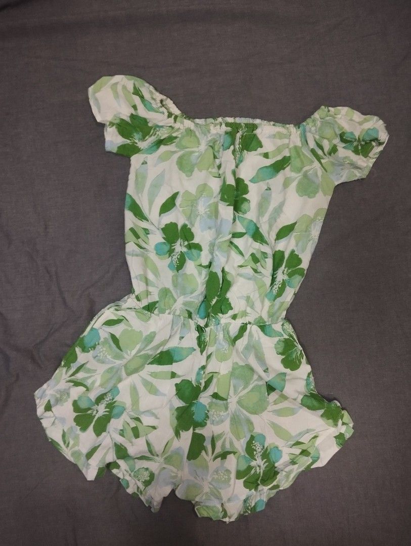 Floral Off-Shoulder Romper with Puff Sleeves (Category: Rompers) located in Dagupan City. Submitted by nahamul_1508 (Listing ID 1461739204, Image 1). Description: - Cute off-shoulder romper - White base with green and blue floral print - Puff sleeves - Elasticated waist for a comfy fit - Ideal for casual days or beach trips - Easy to wear and stylish no brand.