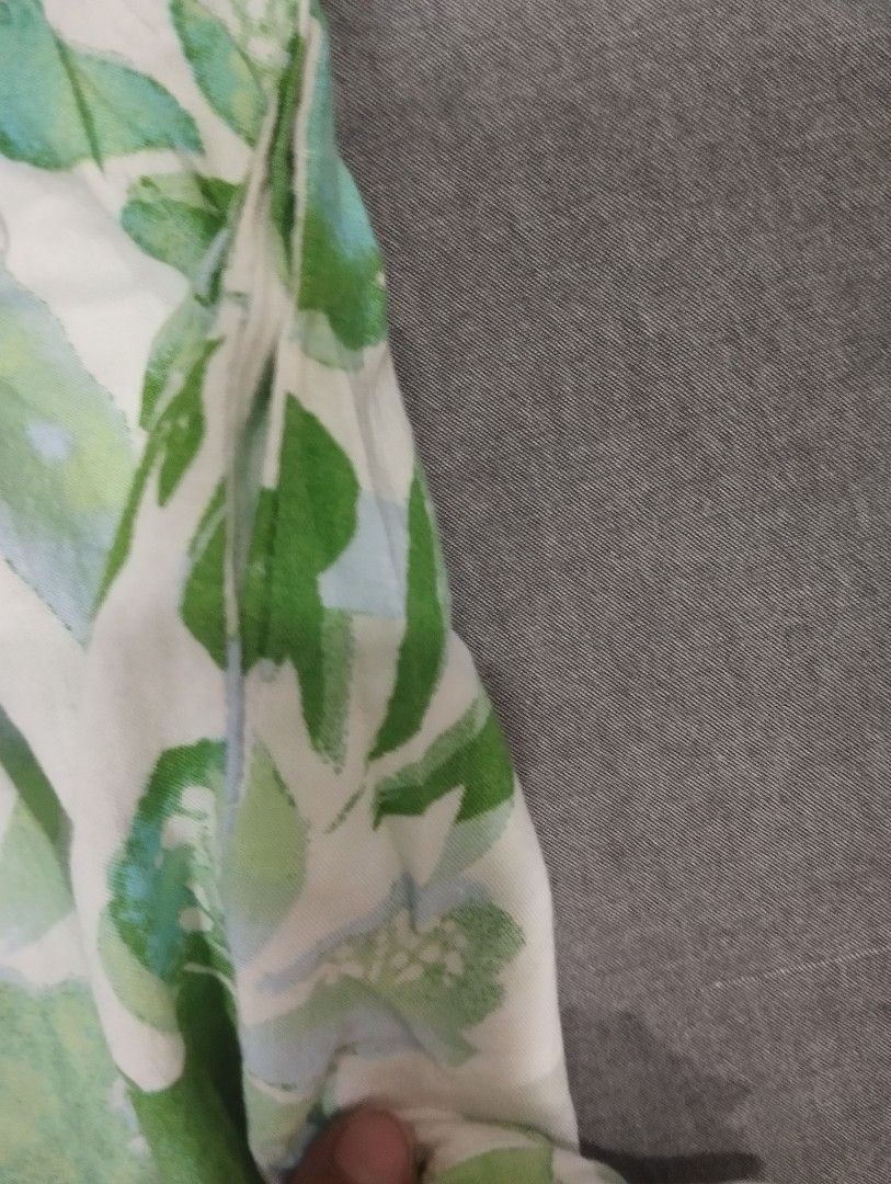 Floral Off-Shoulder Romper with Puff Sleeves (Category: Rompers) located in Dagupan City. Submitted by nahamul_1508 (Listing ID 1461739204, Image 2). Description: - Cute off-shoulder romper - White base with green and blue floral print - Puff sleeves - Elasticated waist for a comfy fit - Ideal for casual days or beach trips - Easy to wear and stylish no brand.