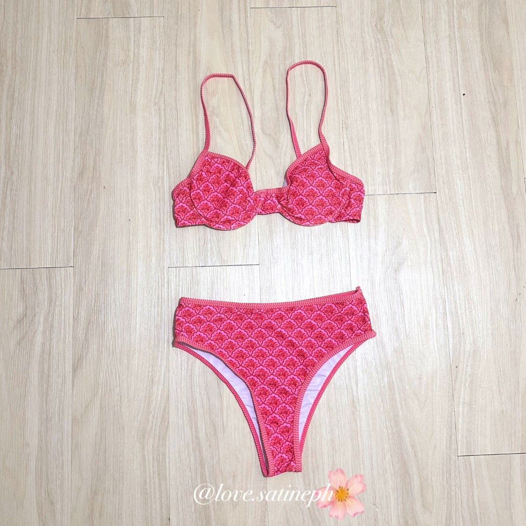Floral Print Triangle Bikini Set (Category: Bikinis & Swimsuits) located in Manila. Submitted by love.satineph (Listing ID 1461605646, Image 2). Description: - Adorable floral print bikini set - Triangle top with adjustable tie straps - Matching bottoms with adjustable tie sides - Ideal for beach days and pool parties - Lightweight and comfortable material - Get ready for summer!.