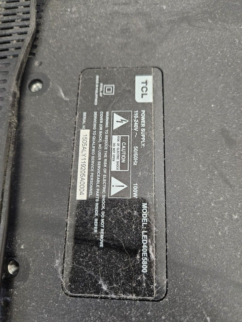 FOR PARTS ONLY TCL LCD TV (Category: TV) located in San Mateo. Submitted by rmrrcollection (Listing ID 1461592239, Image 3). Description: NO DISPLAY, other parts okay. Price is negotiable pa po. Brand: TCL Model: LED40E5800 - Size: 40 inches - Type: LCD TV - Color: Black - Condition: For Parts Only Issue: Bigla na lang nawala display. Di na namin pina repair. Pero walang basag or any issues sa LCD, okay din ang sounds. Meetup locations: Sta. Ana,