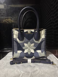(Category: ) located in . Submitted by walkthrift.manila.co (Listing ID 1461701806, Image 1). Description: .