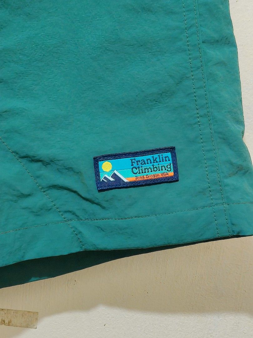 Franklin Climbing Green Shorts Size 10T (Category: Babies & Kids Fashion) located in Manila. Submitted by forthriftstorewarriors (Listing ID 1461627834, Image 3). Description: FREE 1 ITEM IF YOU PURCHASE 2 OR MORE ITEMS ❤❤❤ - Franklin Climbing green shorts - Elastic waistband with drawstring - One back pocket with button closure - Made in China - Ideal for casual wear or outdoor activities.