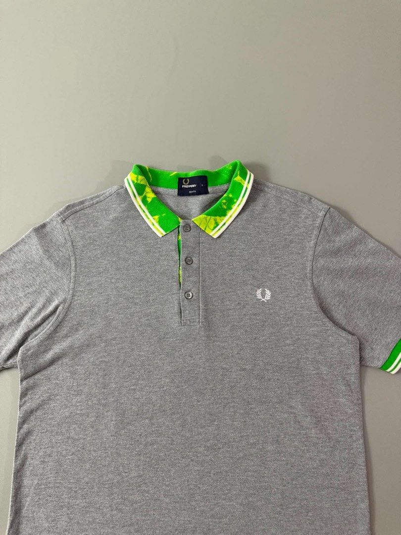 FRED PERRY (Category: Tshirts & Polo Shirts ) located in Guagua. Submitted by sweetboyy (Listing ID 1461609373, Image 2). Description: FRED PERRY EXCELLENT CONDITION / NO ISSUE SIZE LARGE ON TAG / DIMES L26.5 W22.