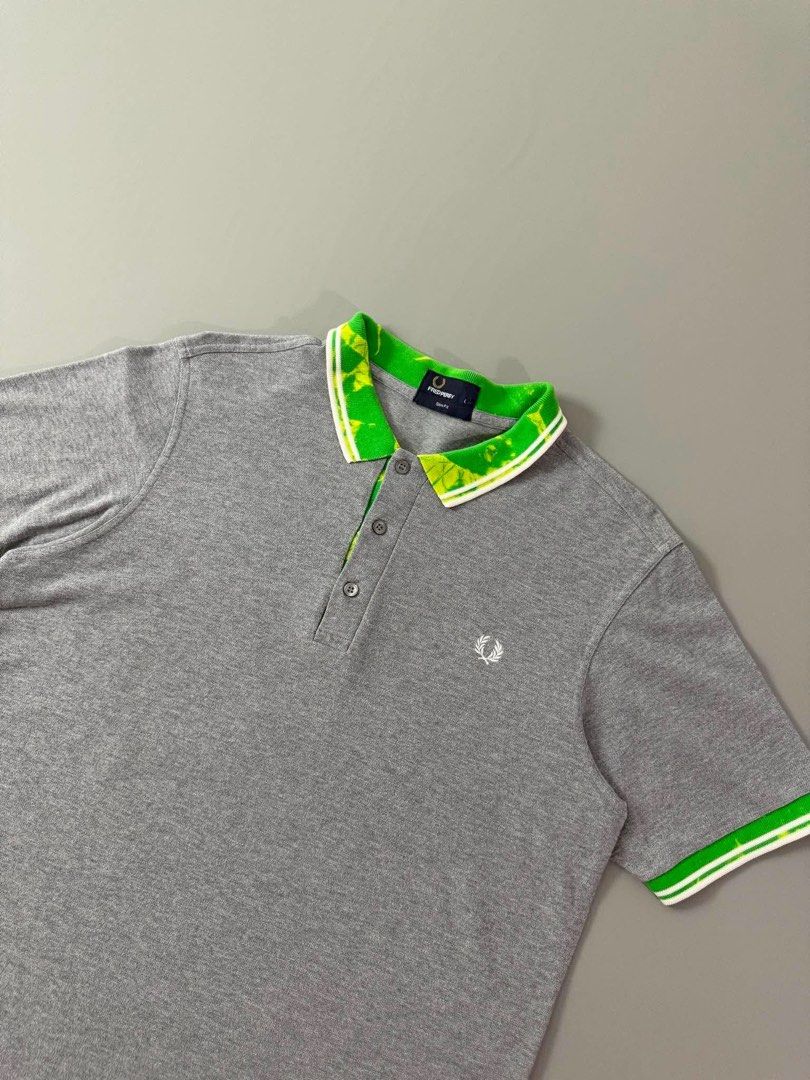 FRED PERRY (Category: Tshirts & Polo Shirts ) located in Guagua. Submitted by sweetboyy (Listing ID 1461609373, Image 3). Description: FRED PERRY EXCELLENT CONDITION / NO ISSUE SIZE LARGE ON TAG / DIMES L26.5 W22.