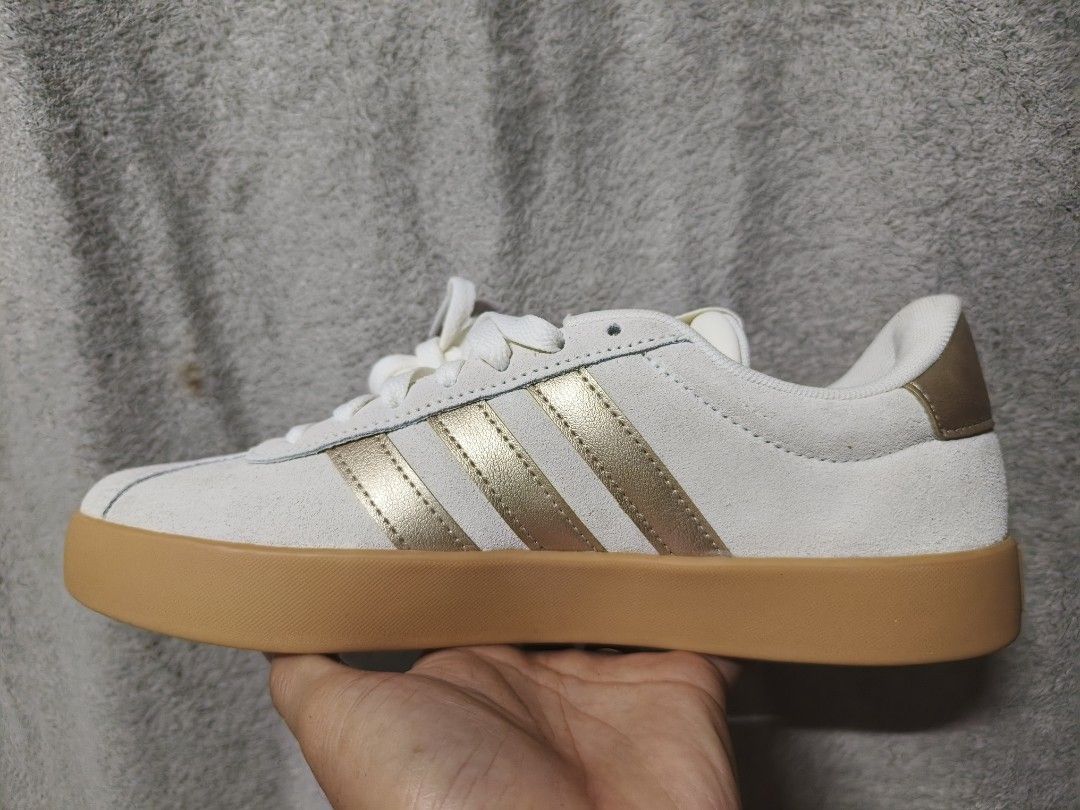Free Shipping!!! Adidas white sneaker (Category: Sneakers) located in Leyte. Submitted by TindaLeyteno (Listing ID 1461717686, Image 1). Description: Size 6D 6UK 39 1/3F 7 1/2 US Womes 245 Japan 240 china Brand New Selling Extra pair!!! free delivery anywhere with JnT!!!.