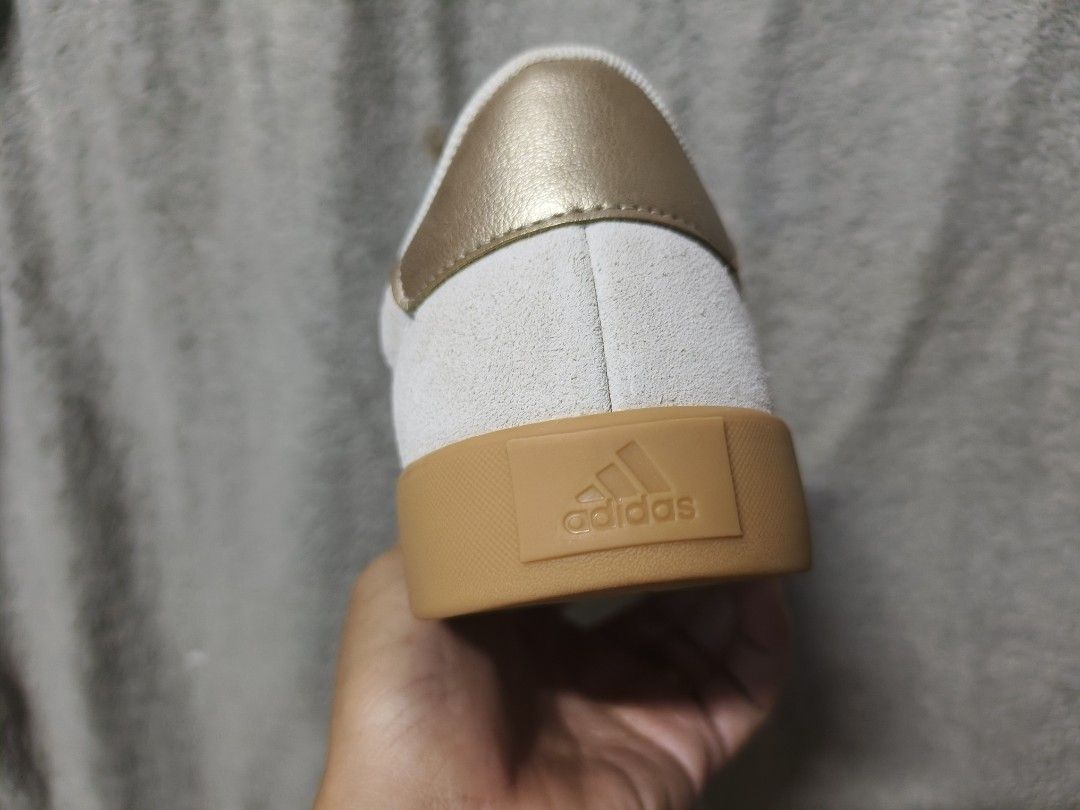 Free Shipping!!! Adidas white sneaker (Category: Sneakers) located in Leyte. Submitted by TindaLeyteno (Listing ID 1461717686, Image 3). Description: Size 6D 6UK 39 1/3F 7 1/2 US Womes 245 Japan 240 china Brand New Selling Extra pair!!! free delivery anywhere with JnT!!!.