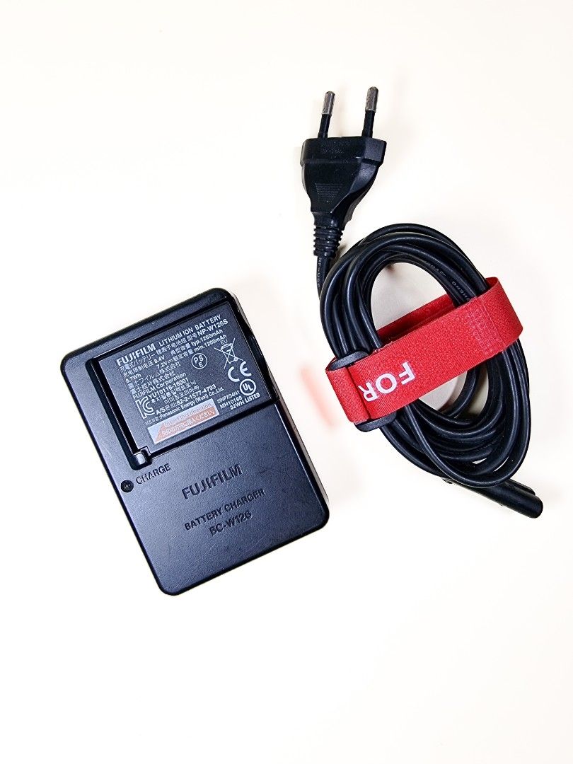 Fujifilm Battery and Charger Original (Category: Batteries & Chargers) located in Baguio. Submitted by acreoscamera (Listing ID 1461669654, Image 1). Description: Fujifilm Battery and charger (Original) Price: 2,500.00 Original 100% Battery Capacity: 1260maH Fix price ✨️Compatible Cameras: X-T Series: X-T50, X-T30 III, X-T30 II, X-T30, X-T20, X-T10, X-T3, X-T2, X-T1, X-T100, X-T200 X-Pro Series: X-Pro3, X-Pro2, X-Pro1 X-E & X-M Series: X-E4, X-E3