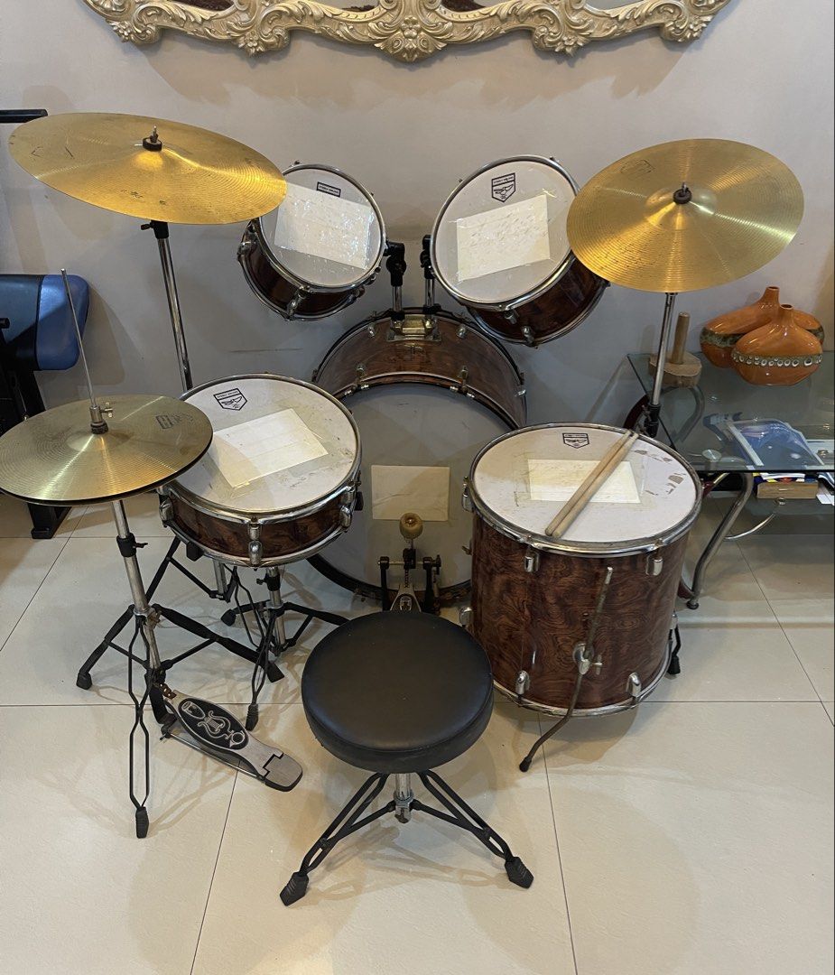 Full Drum Set with Cymbals and Stool (Category: Musical Instruments) located in Manila. Submitted by khleiss (Listing ID 1461653606, Image 1). Description: Steely Drums X-1 (Complete Drum Set) 15months old drum set Personal Use Good as new, alagang alaga No issue, signs of usage only 1st owner, bought it brandnew Reason for selling: hindi na nagagamit Wood Type: Poplar Shells Double-Braced Hardware I can send a video. Drum Sizes: Bass: 20”×16”×16