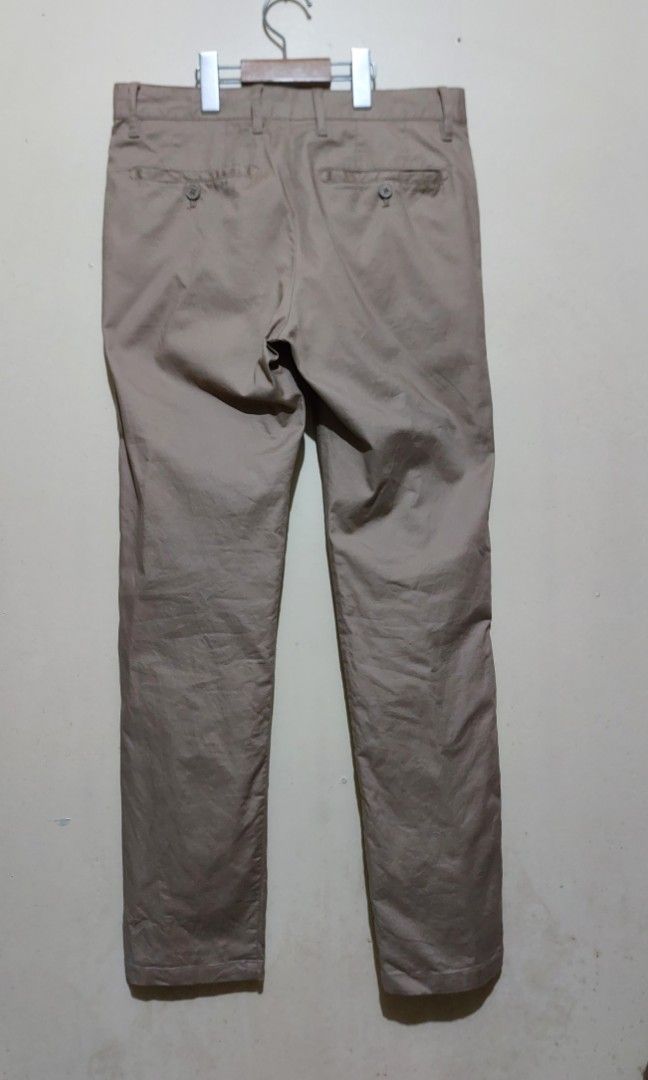 G2000 Slim fit Size: 29 (Category: Chinos) located in Manila. Submitted by bien_greatgoods (Listing ID 1461621845, Image 3). Description: .