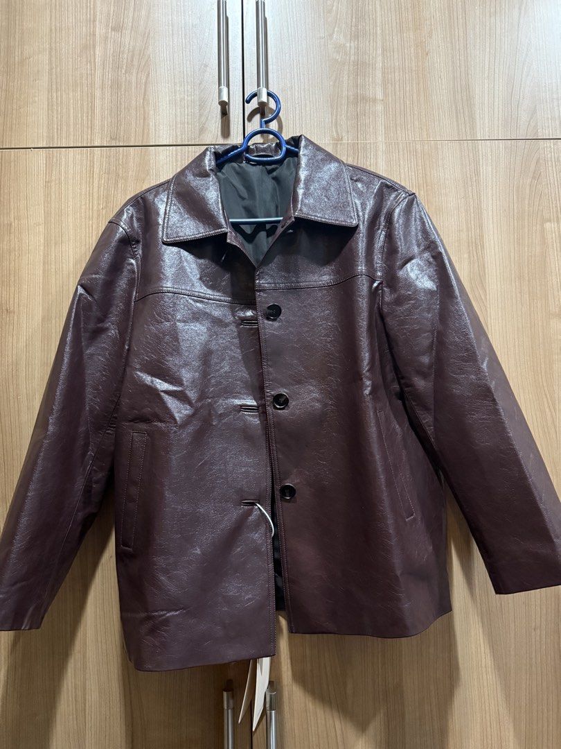 Genuine Lambskin Leather Jacket Burgundy (Category: Coats, Jackets and Outerwear) located in Manila. Submitted by closetfulllll (Listing ID 1461674548, Image 1). Description: - Burgundy lambskin leather jacket - Classic button-up style with collar - Two front pockets - Fully lined interior - Ideal for layering Can fit Medium to Large Shoulder width 50cm Sleeve length 58cm Back length 71cm Bust 120cm.