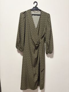 (Category: ) located in . Submitted by fyypreloved22 (Listing ID 1461602003, Image 1). Description: .