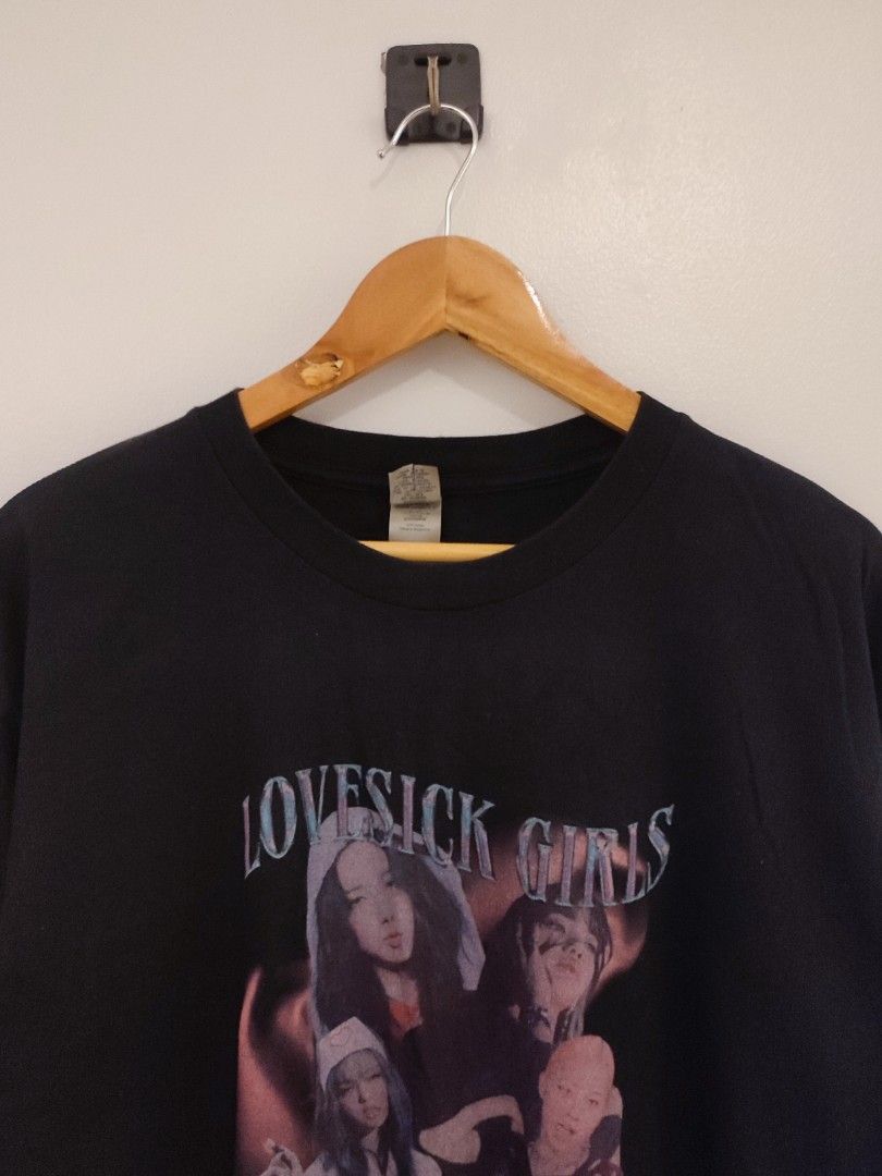 Gildan Blackpink Shirt (Category: Tshirts & Polo Shirts ) located in Ibajay. Submitted by trendholicrepublique (Listing ID 1461749431, Image 2). Description: Gildan Blackpink Shirt 129 PHP Color Rate 9.5/10 XL On Tag (22 x 28) Very Good to Excellent Condition (need wash).