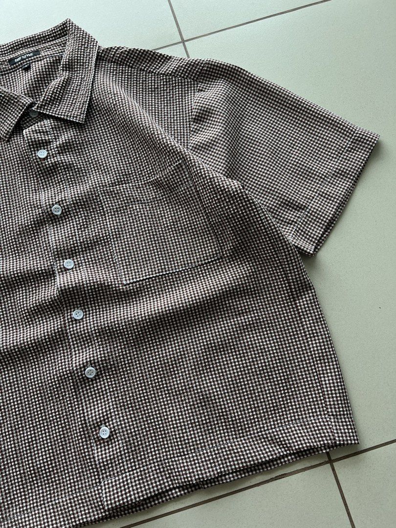 GOT STYLE BOXY CROPPED CHECKERED POLO (Category: Tshirts & Polo Shirts ) located in Manila. Submitted by scrimpy.co (Listing ID 1461591302, Image 3). Description: GOT STYLE BOXY CROPPED CHECKERED POLO L: 24.5” | W: 22.5” Best Fit: XL boxy fit Color rate & Condition: 10/10 Issue: NONE.