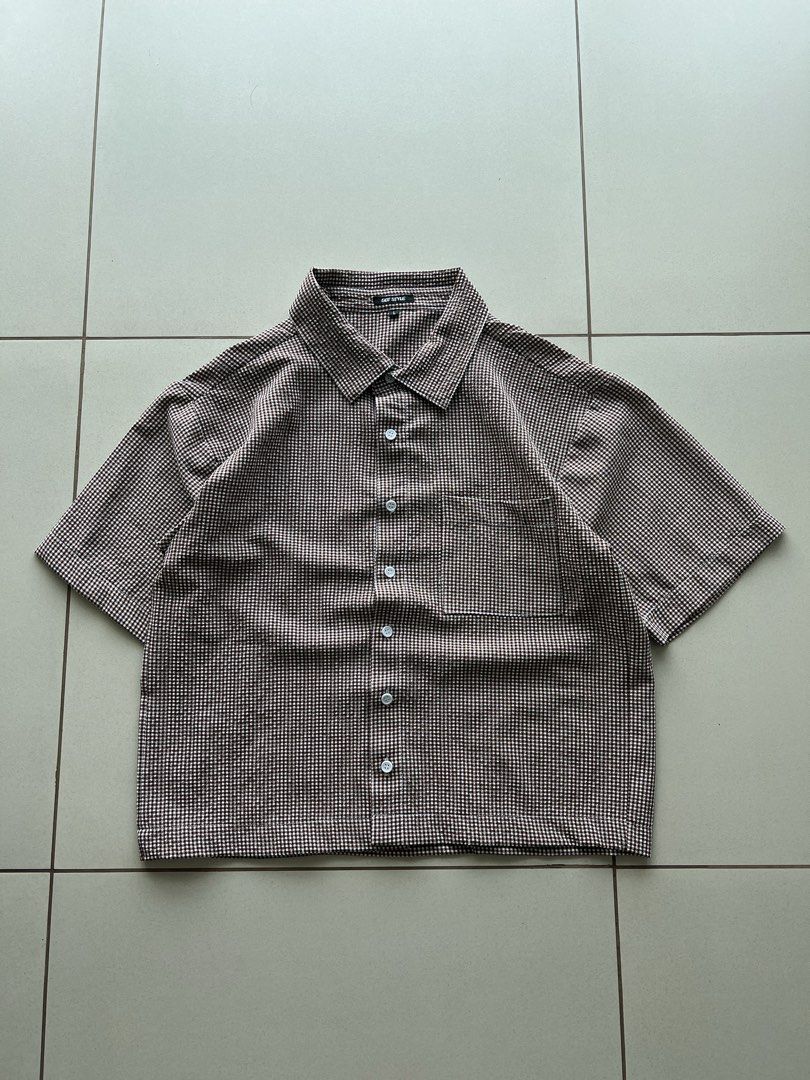 GOT STYLE BOXY CROPPED CHECKERED POLO (Category: Tshirts & Polo Shirts ) located in Manila. Submitted by scrimpy.co (Listing ID 1461591302, Image 1). Description: GOT STYLE BOXY CROPPED CHECKERED POLO L: 24.5” | W: 22.5” Best Fit: XL boxy fit Color rate & Condition: 10/10 Issue: NONE.