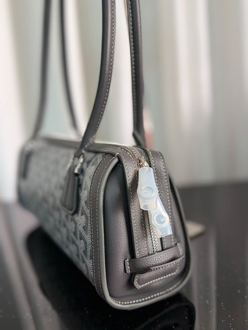 ❣️Goyard Bonnie ❣️ (Category: Shoulder Bags) located in Manila. Submitted by annmacalua (Listing ID 1461707448, Image 2). Description: .